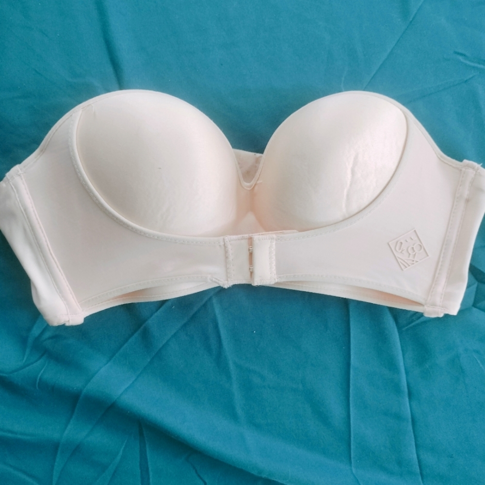 32 A Strapless Bra